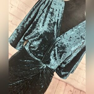 ZARA‎ Green Velour Vintage Inspired Wrap Over Special Occasion Dress Sz S, NWT
